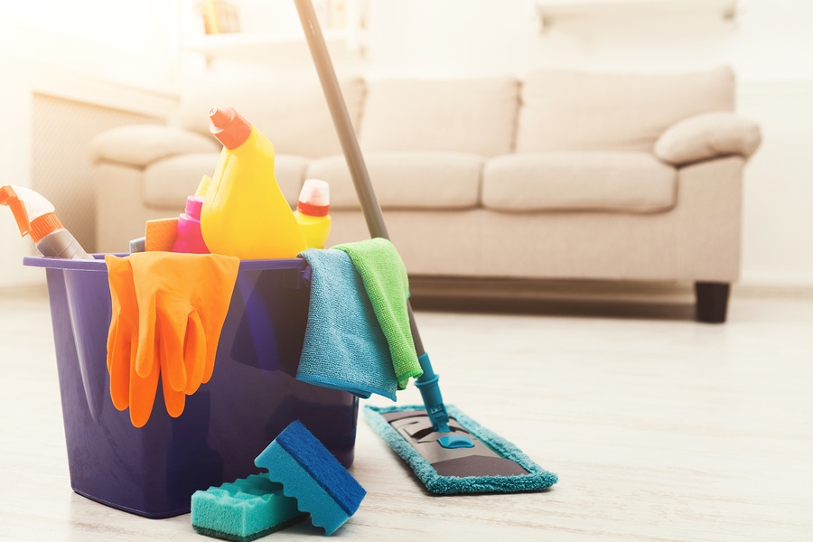 Make Cleaning Day a Breeze with These Home Maintenance Tips